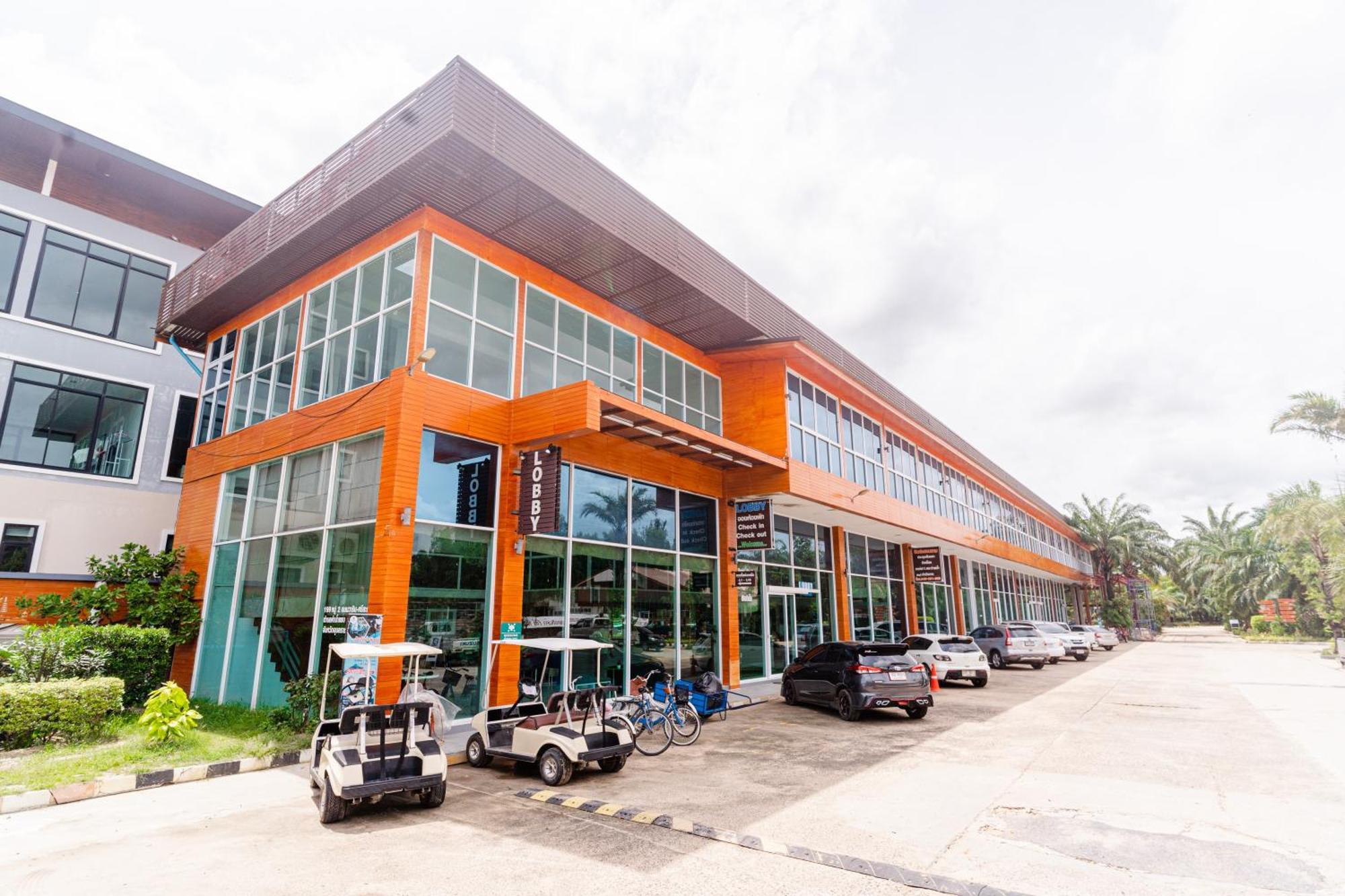 Baan Suan Khun Ta And Golf Resort Ubon Ratchathani Ngoại thất bức ảnh