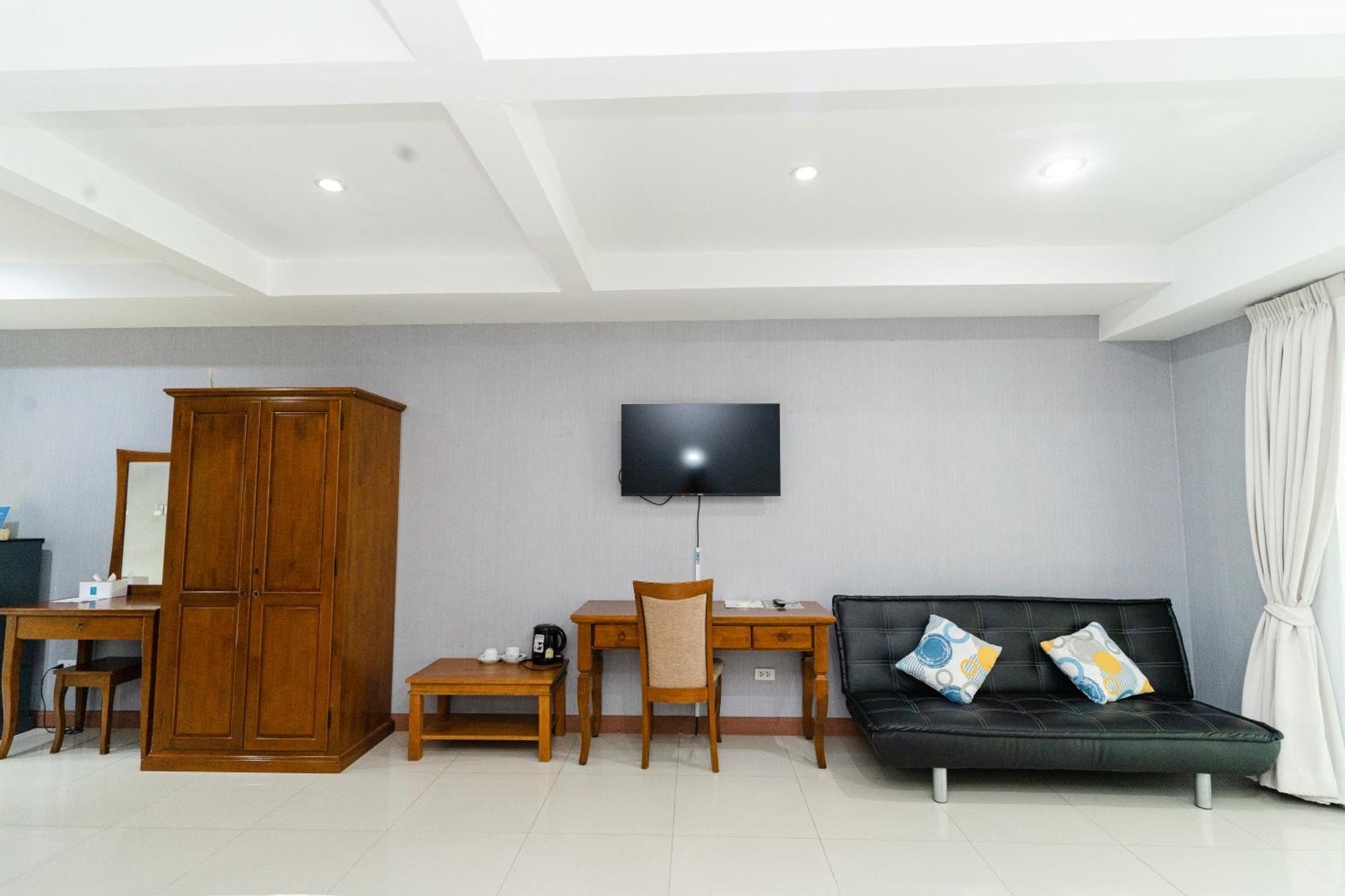 Baan Suan Khun Ta And Golf Resort Ubon Ratchathani Ngoại thất bức ảnh