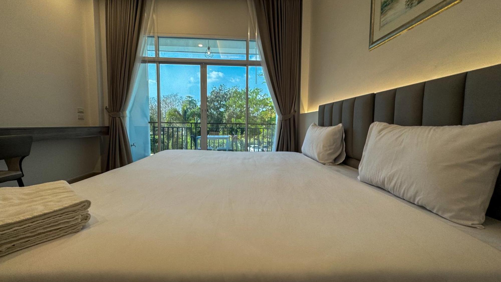Baan Suan Khun Ta And Golf Resort Ubon Ratchathani Ngoại thất bức ảnh