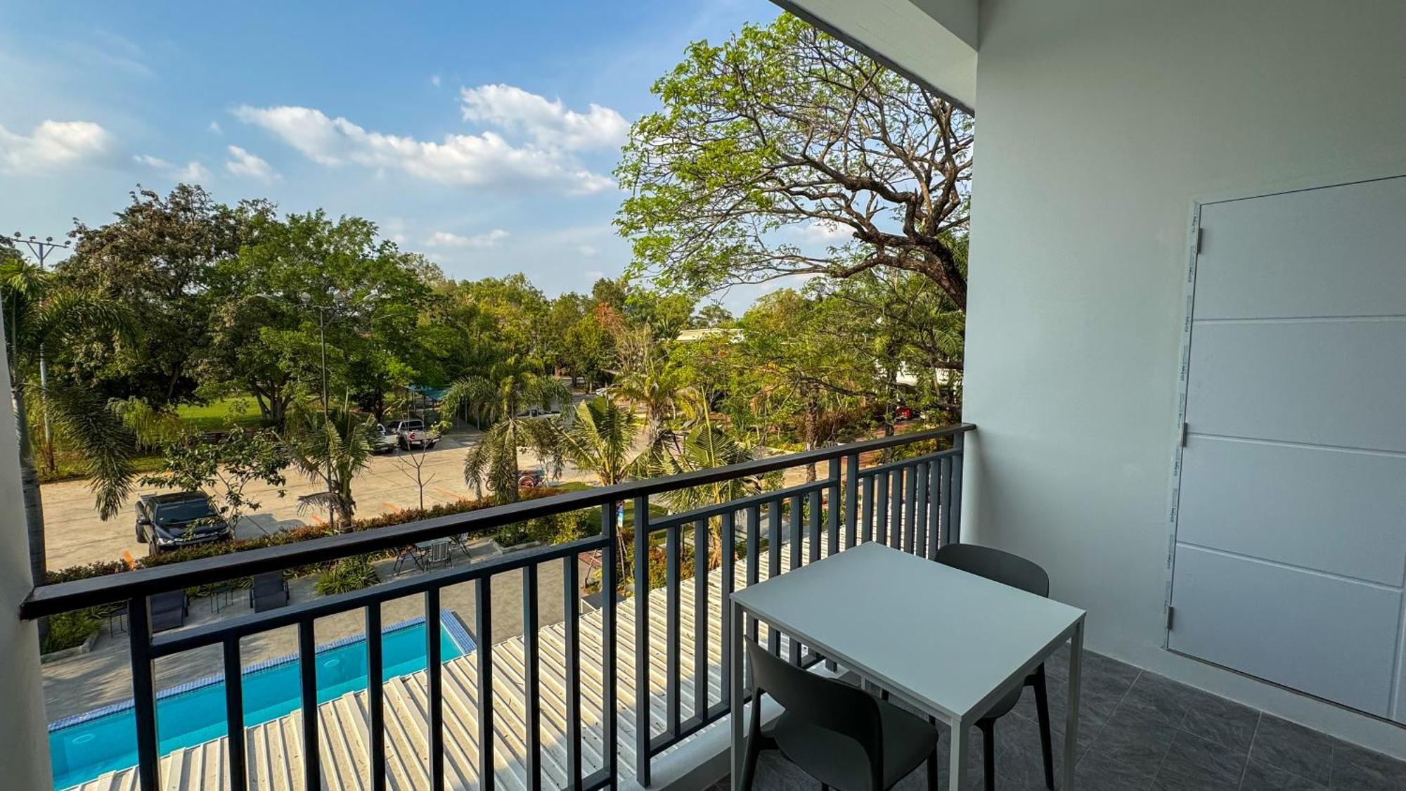 Baan Suan Khun Ta And Golf Resort Ubon Ratchathani Ngoại thất bức ảnh