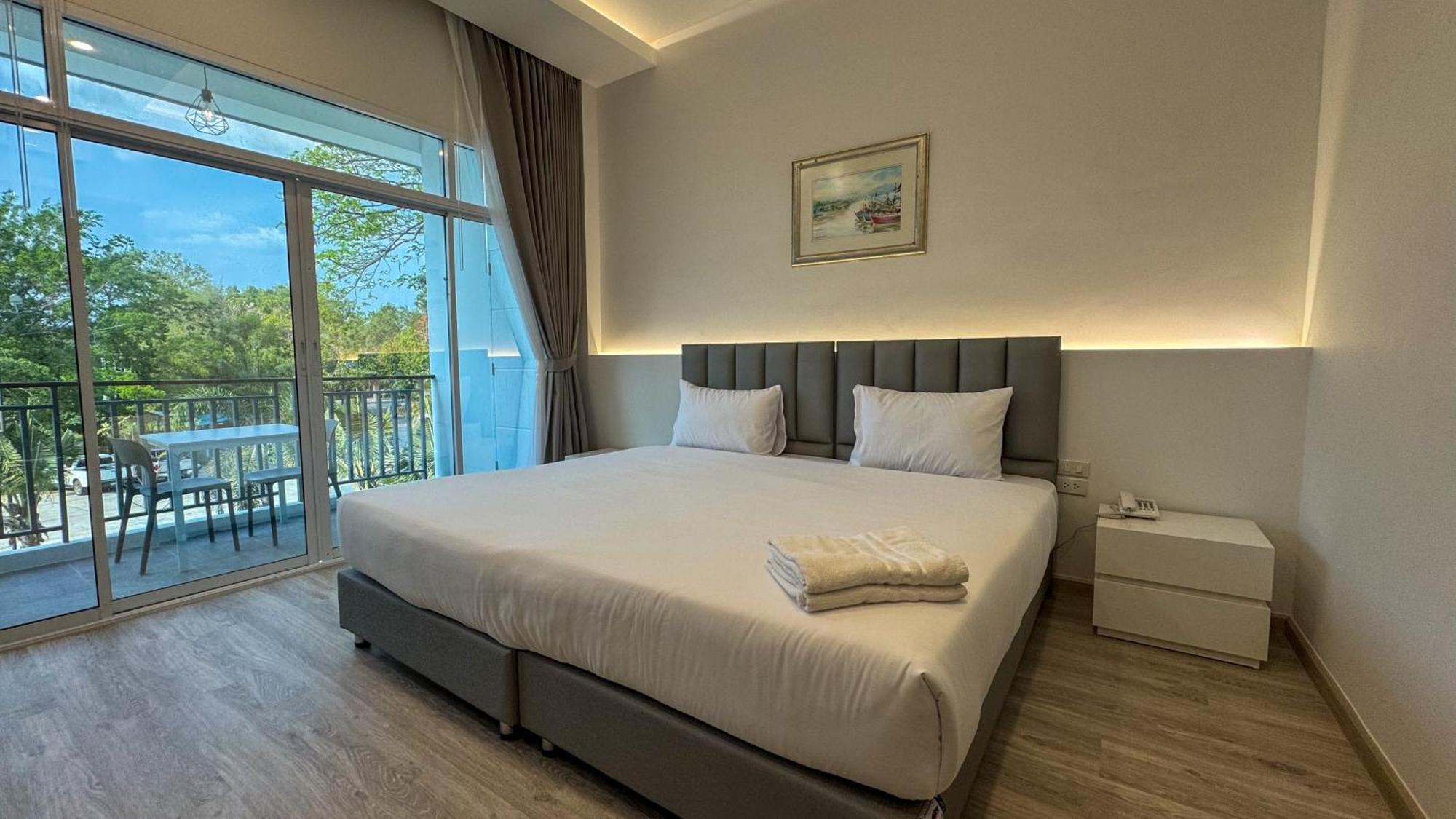 Baan Suan Khun Ta And Golf Resort Ubon Ratchathani Ngoại thất bức ảnh