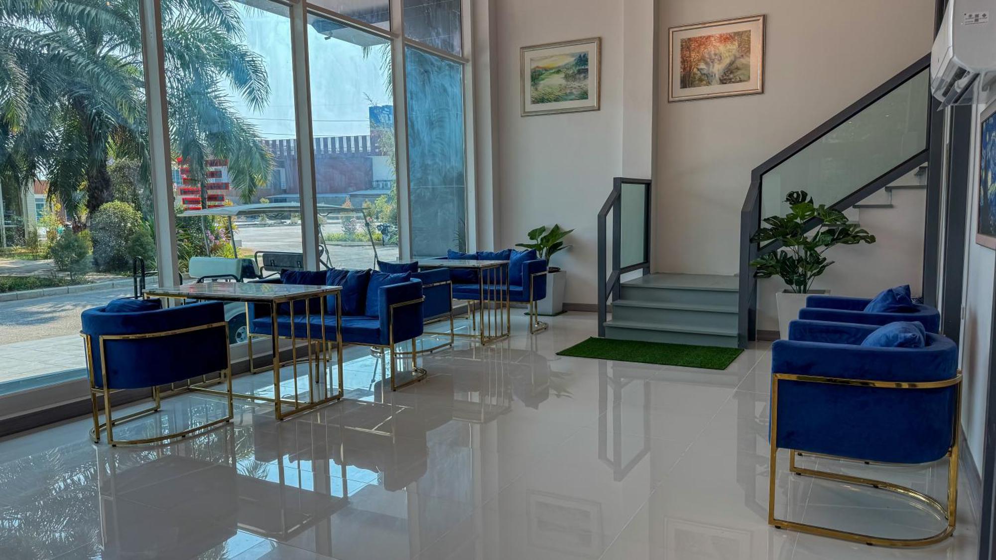 Baan Suan Khun Ta And Golf Resort Ubon Ratchathani Ngoại thất bức ảnh