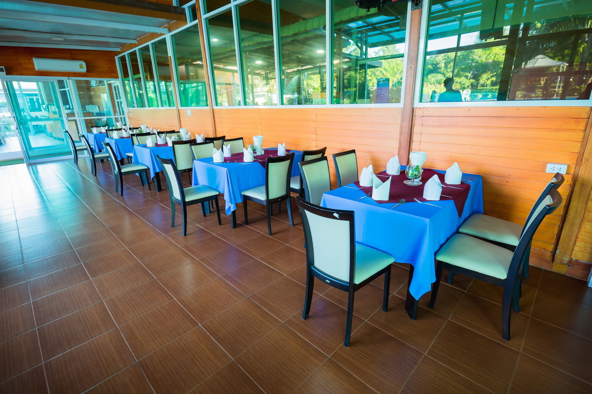 Baan Suan Khun Ta And Golf Resort Ubon Ratchathani Ngoại thất bức ảnh